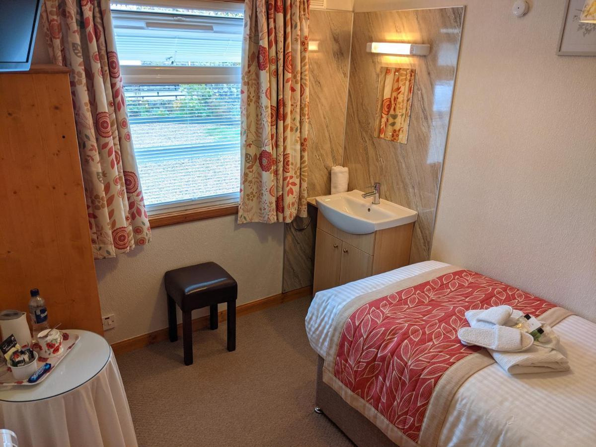 Homagen Bed & Breakfast Roybridge Dış mekan fotoğraf